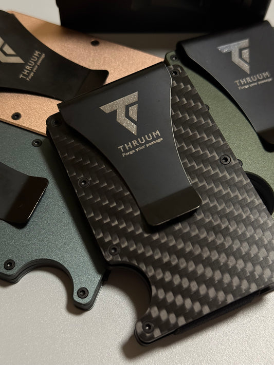 THRUUM Carbon Fiber Cardholder
